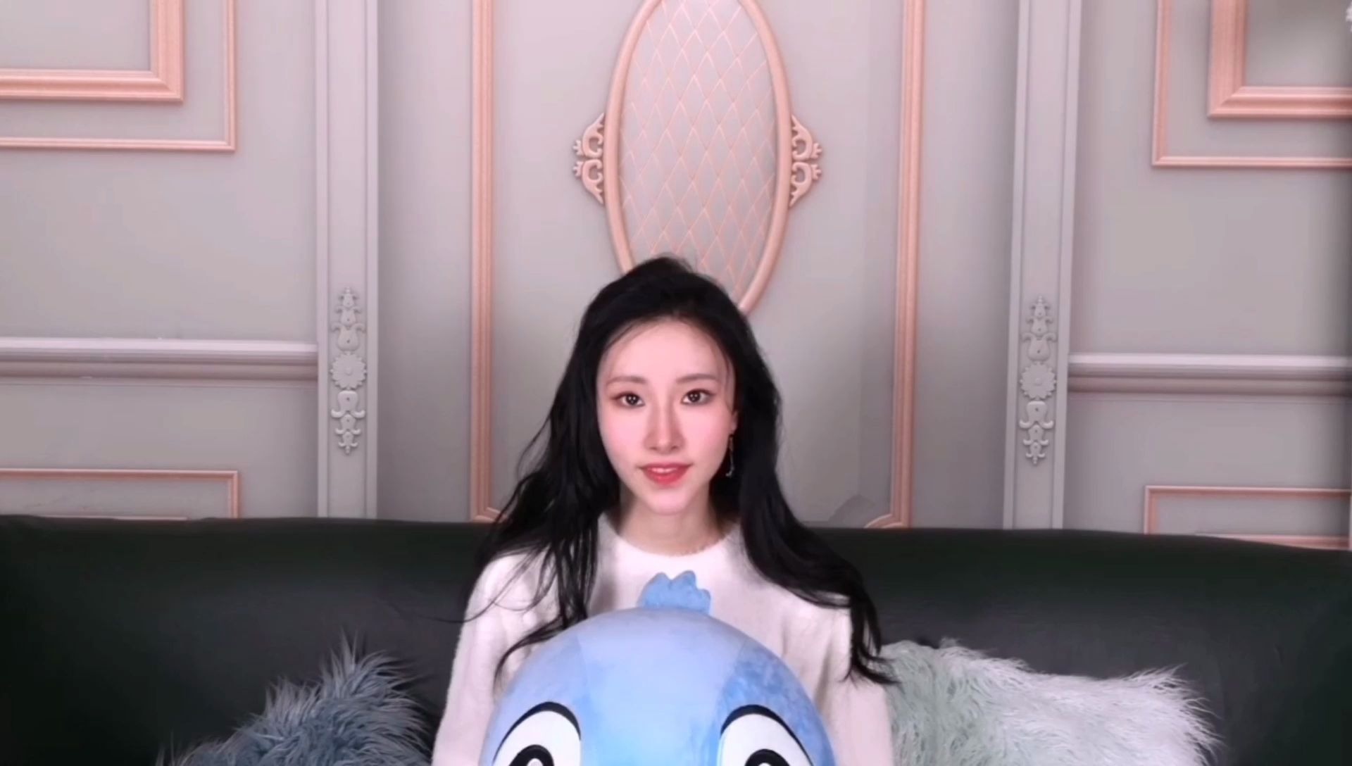 贺子小姐姐之脑筋急转弯翻车版,灵机一动,秀的是智商,谁说美貌不能与