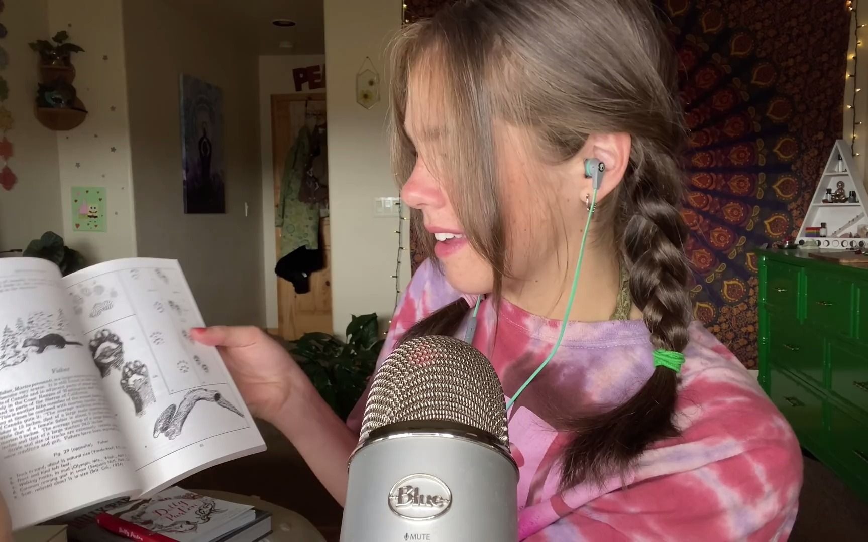 [gracie k]给你看我的书