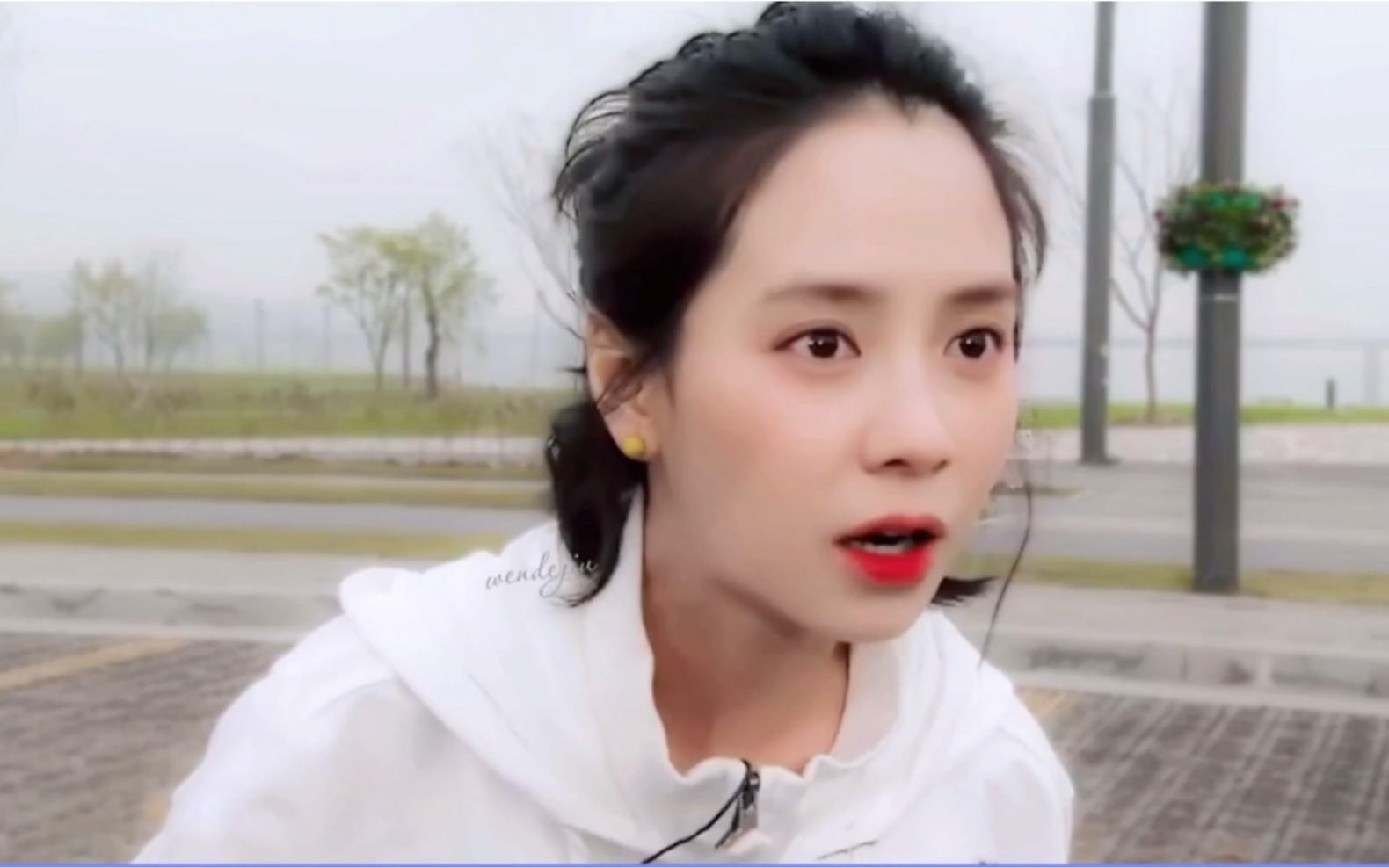 早期《runningman》来自智孝欧尼的美颜暴击!