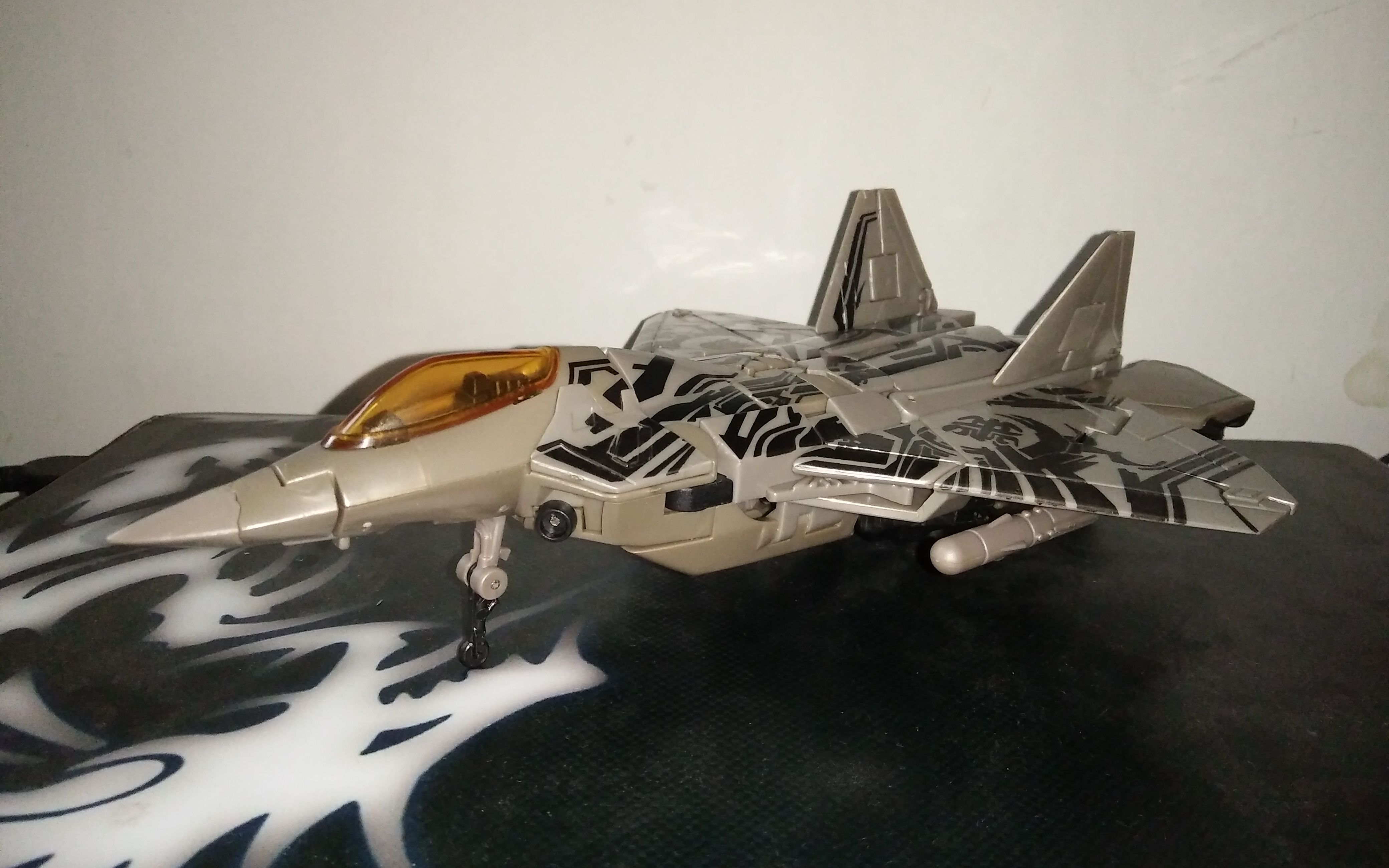 【变形金刚】真人电影二 航海家级 红蜘蛛(厂货?