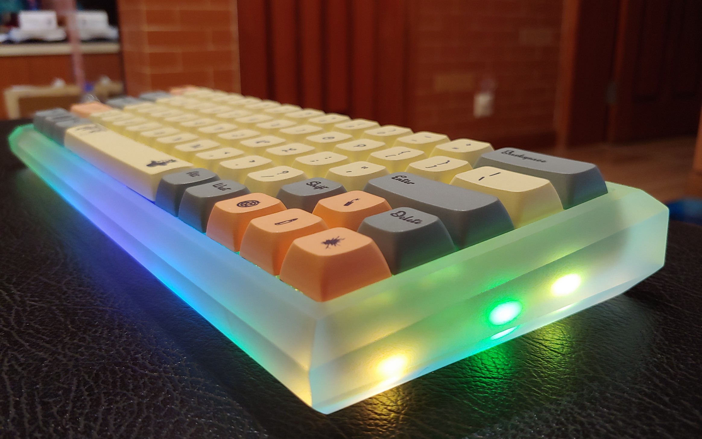 如雨点般,蒂芙尼轴tealios v2顶级线性轴打字音