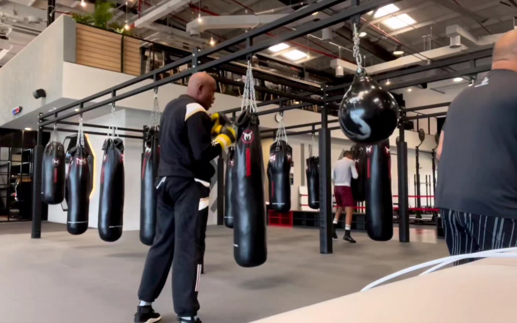 ufc"蜘蛛人"安德森席尔瓦最新训练