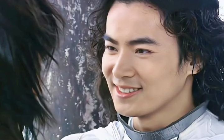 你是凭实力刷到的 #于波 最喜欢这个笑容,好温柔好温柔的