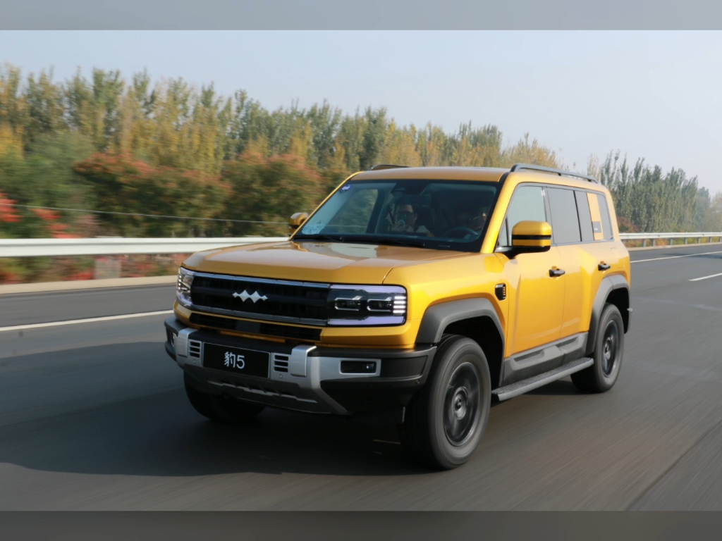 方程豹豹5颠覆传统硬派越野车油耗