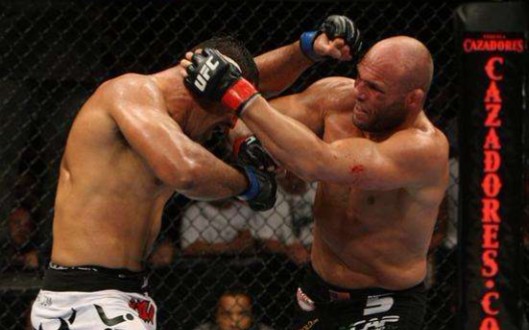 【MMA】解析兰迪ⷮŠ库卓的脏拳击技术 Randy Couture Dirty Boxing 综合格斗哔哩哔哩bilibili