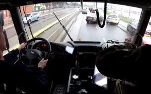 Download Video: 荷兰消防车★出警狂飙记录【驾驶室视角】Brandweer Prio 1 rit naar een gebouwbran