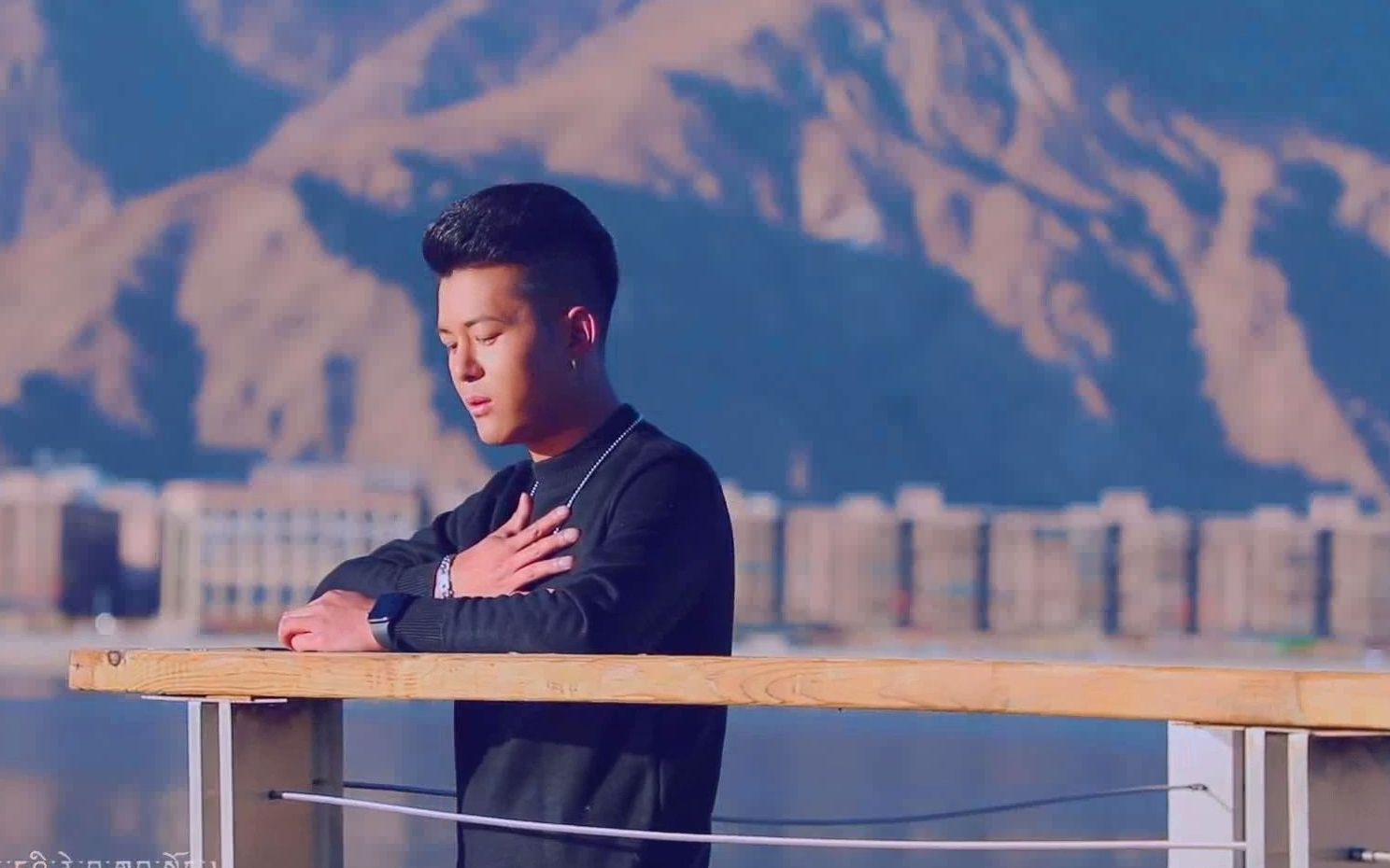 综合音乐:分开以后 演唱:扎囊旦巴次仁