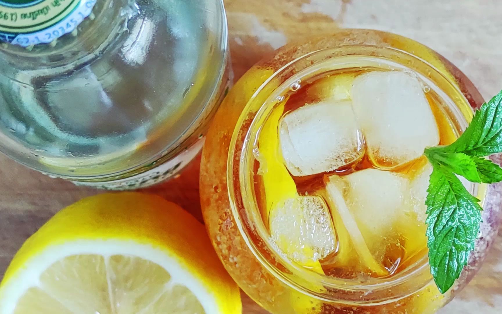 这杯茶叫柠檬-气泡-冰红茶与夏天