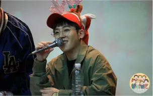 Download Video: 【Block B】151218 zico签售会上可爱的小麋鹿泰欥噜