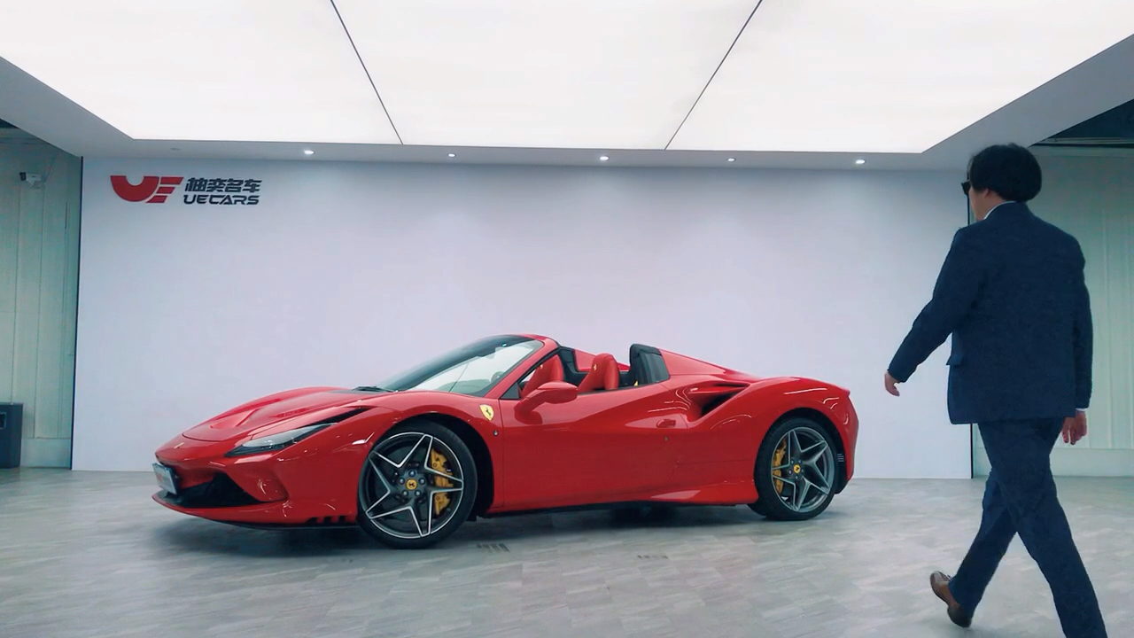 如何开走一辆法拉利f8敞篷