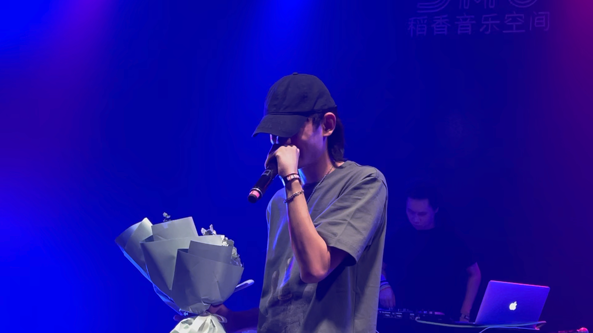 杀不死subs普通情歌我不想死在我的20岁