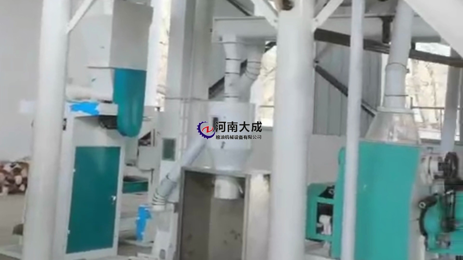 石磨面粉机械生产车间参观volg