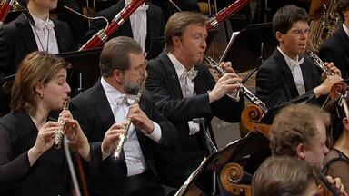 川井憲次/Kenji Kawai Concert 2007 Cinema Sy… Amazon.co.jp: Kenji Kawai Concert 2007 Cinema Symphony [DVD