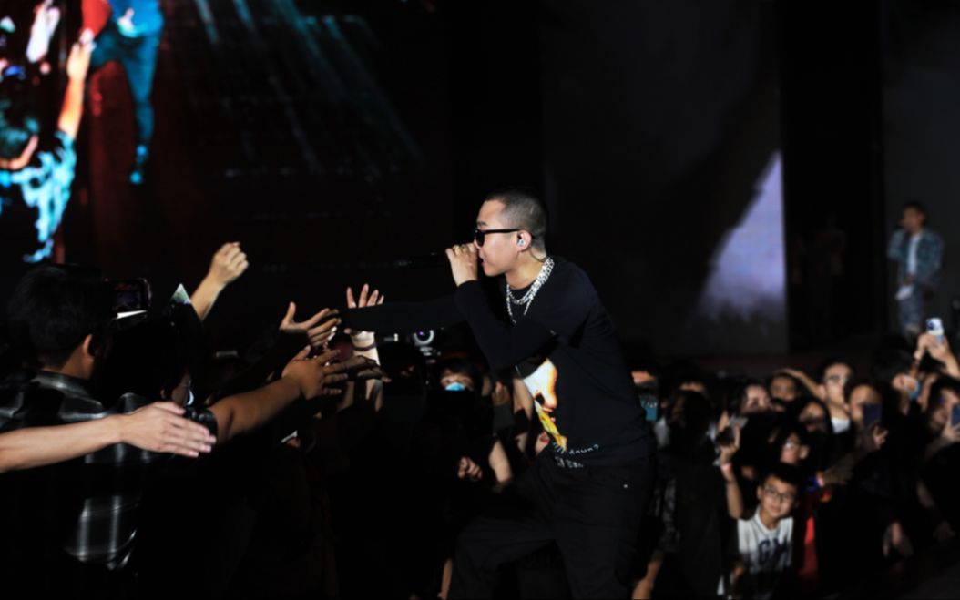 gai周延重庆魂炸翻现场带你重回那个夏天