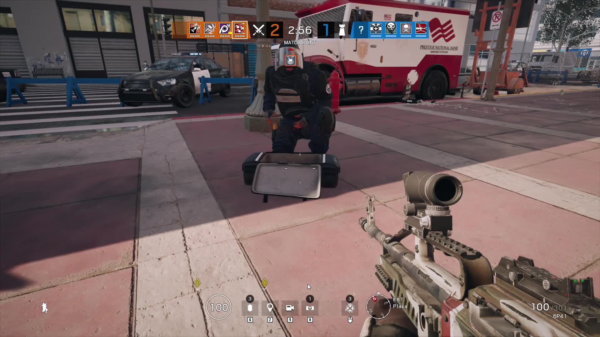 《彩虹六号》我rook今天就要冲出去给敌人送护甲包.