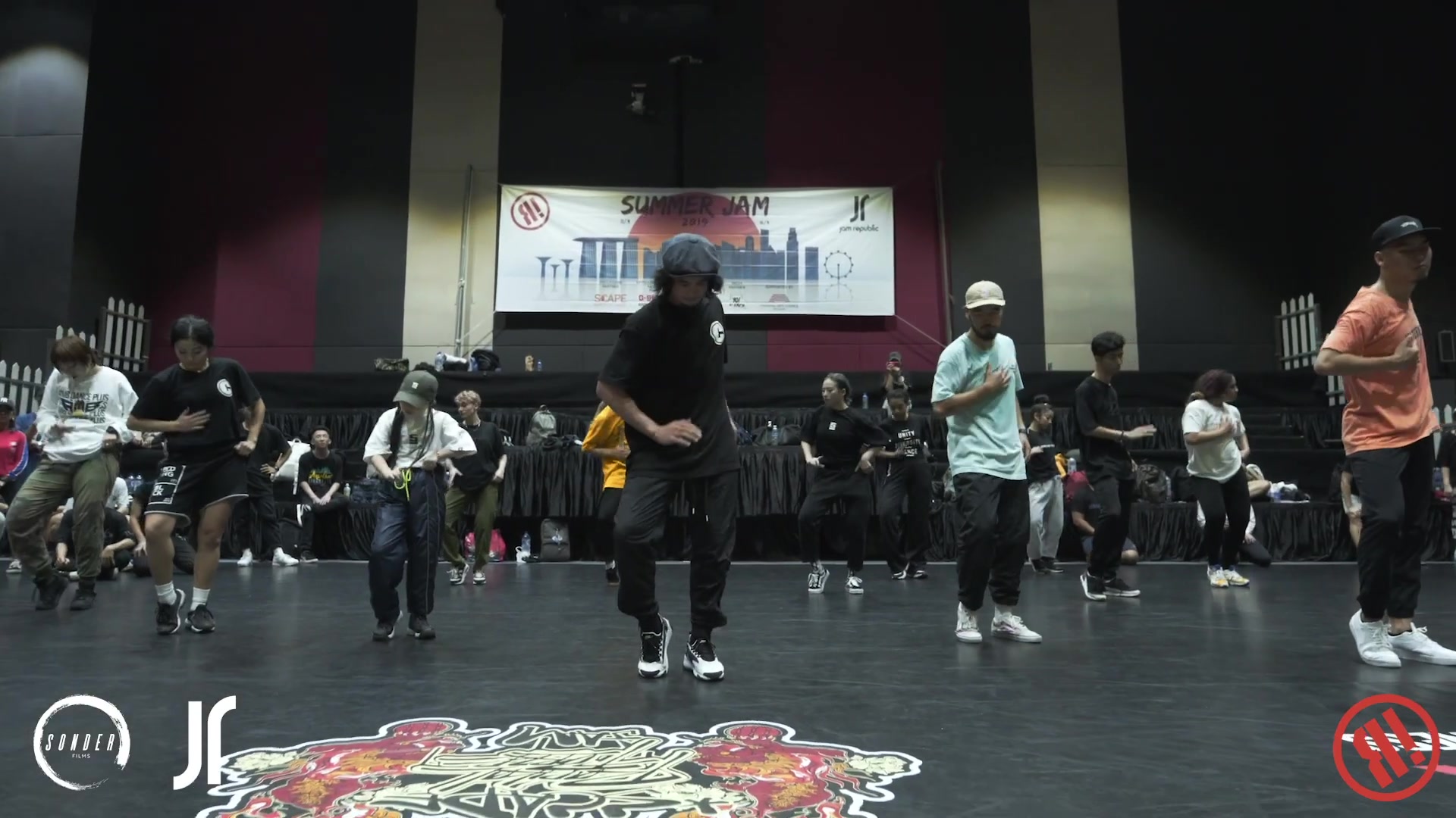 [图]【Pat Cruz】编舞《Foggy Windows》+舞邦Amy客串 | Summer Jam Dance Camp 2019