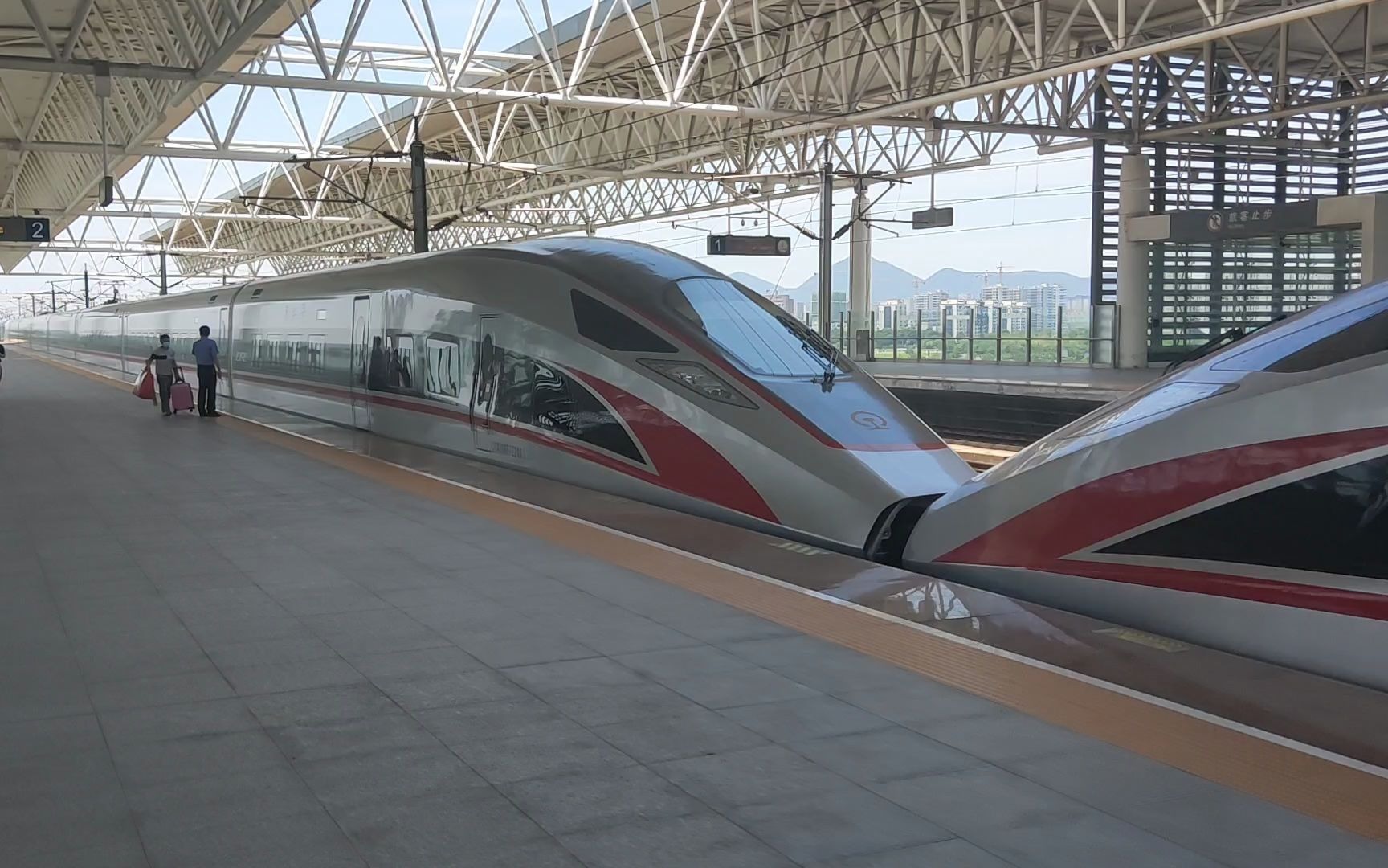 210712日g7509余杭出站cr400af2240和2241重连