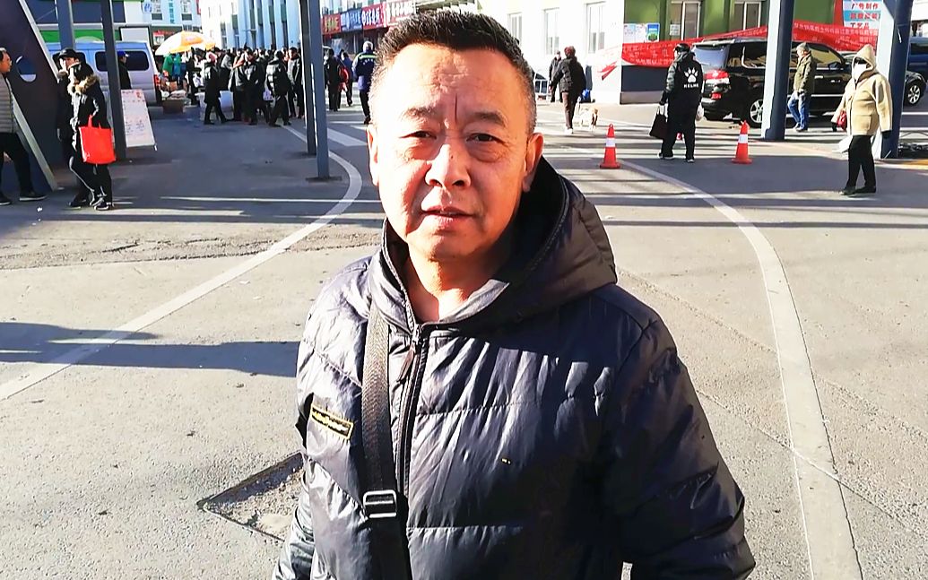 60岁老头逛早市vlog告诉大家会买菜的男人有多帅