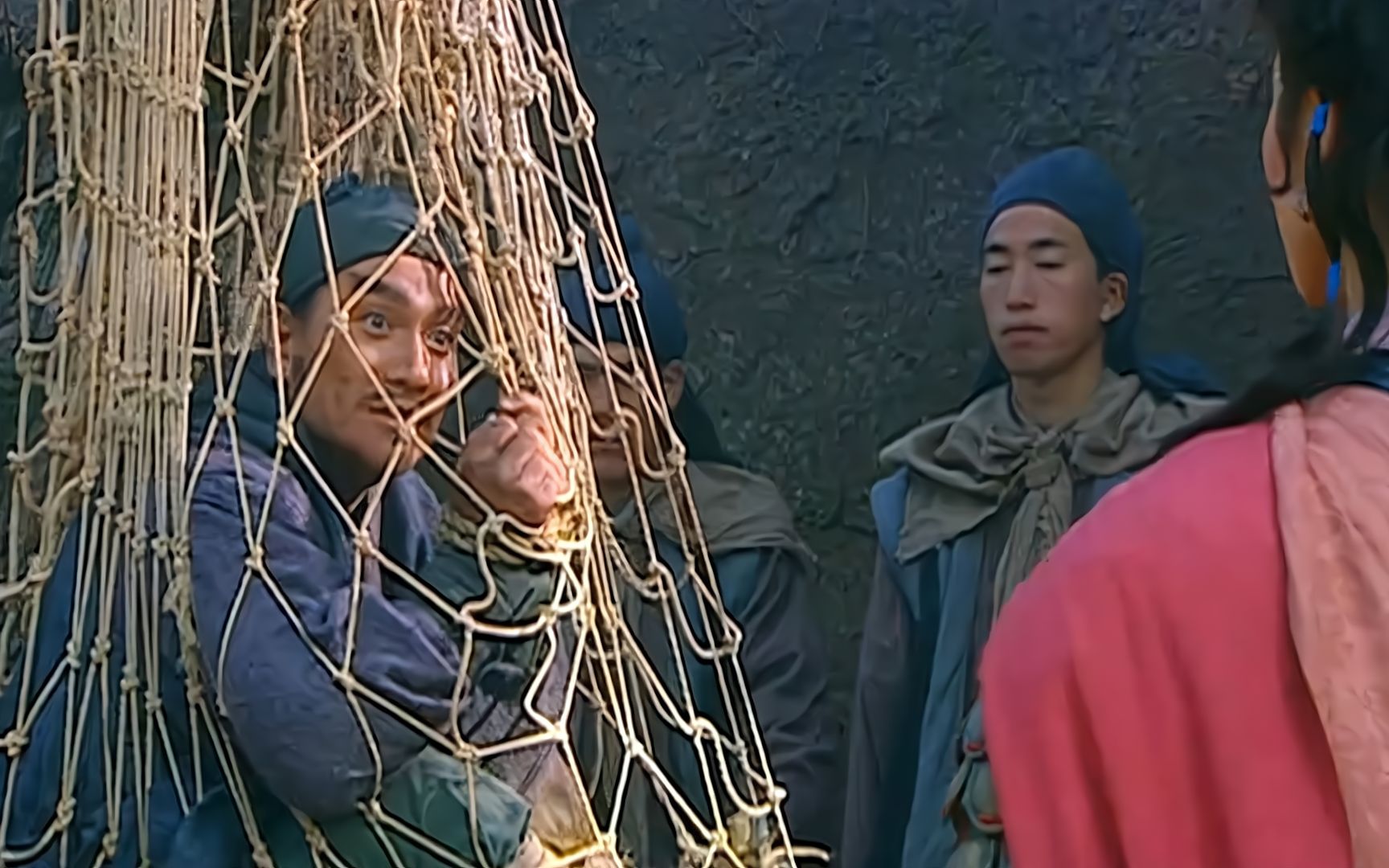 水浒传37时迁想投奔梁山却遭到晁盖嫌弃宋江趁机拉拢人心