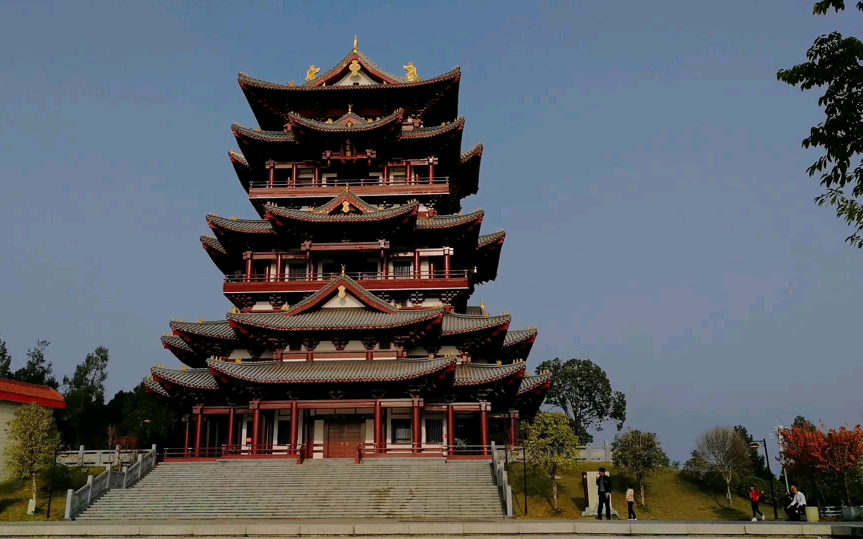 四川巴中南坎飞霞阁试镜～红军纪念碑_哔哩哔哩 (゜-゜)つロ 干杯