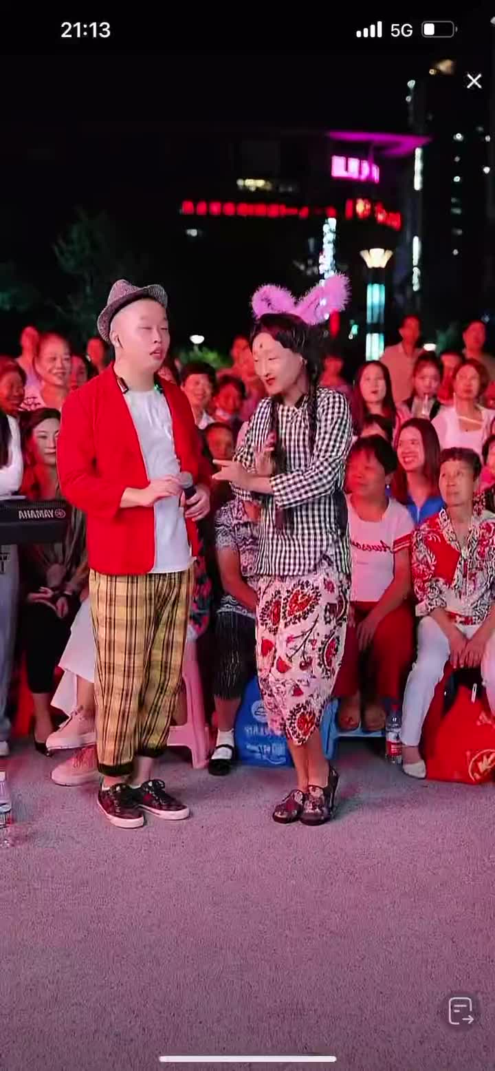 这表情没谁了每天户外给你听百变小飞飞虎队今晚八点直播王大宝飞