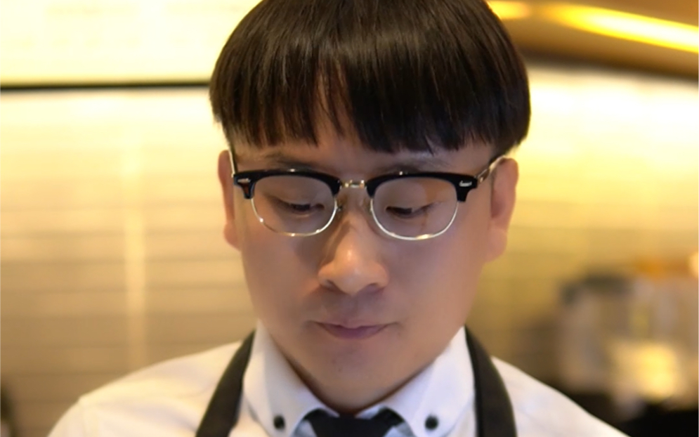 星巴克李不拿铁把自己卖了