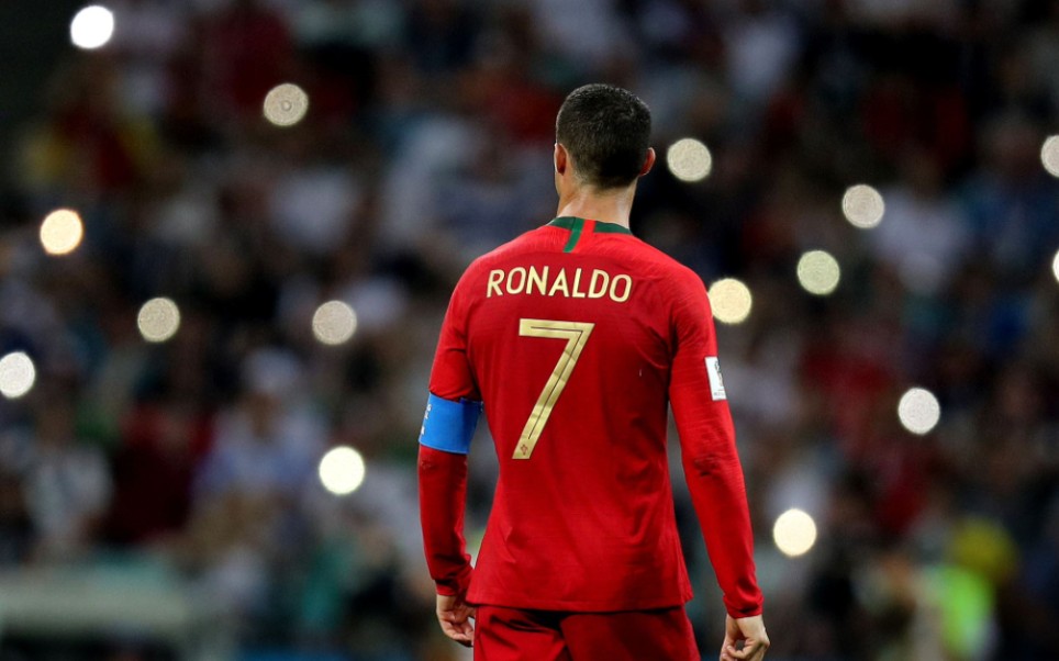 足球运动员历史地位排名