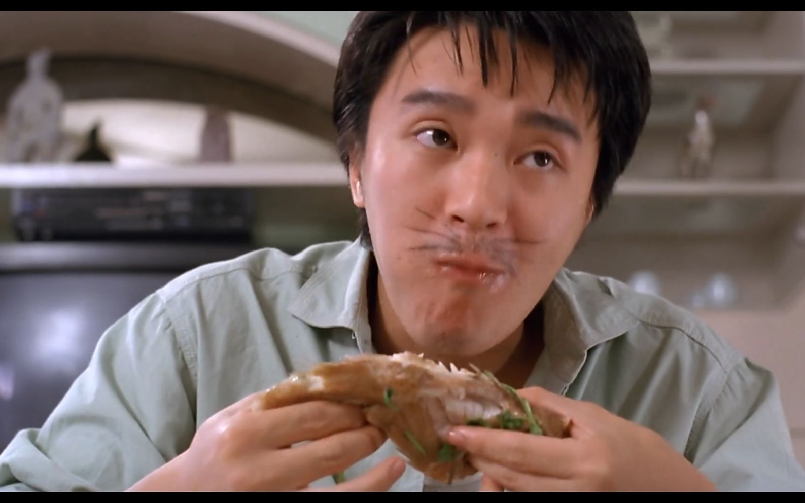 周星驰吃四盘海鲜吃得满嘴是油 电影里的美食片段集锦_哔哩哔哩_bili