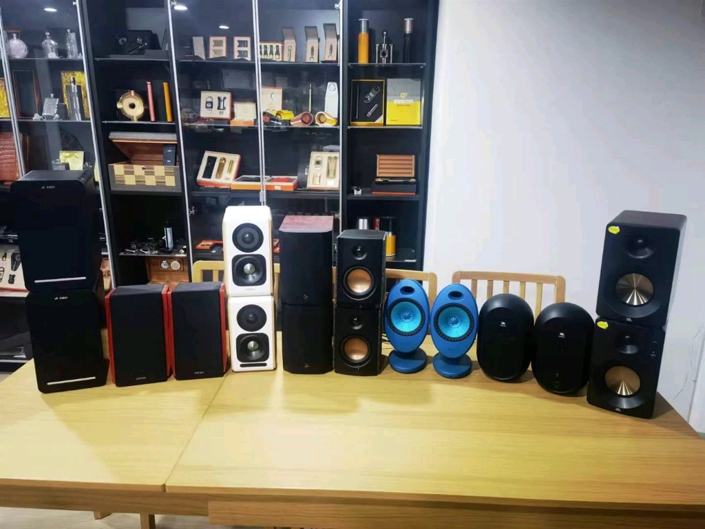 8款4寸桌面桌面音箱云视听对比,JBL 104,JBL cm220,KEF egg ,奋达R40,惠威D1100,惠威OS10,漫步者R1700,漫步者S880哔哩哔哩bilibili