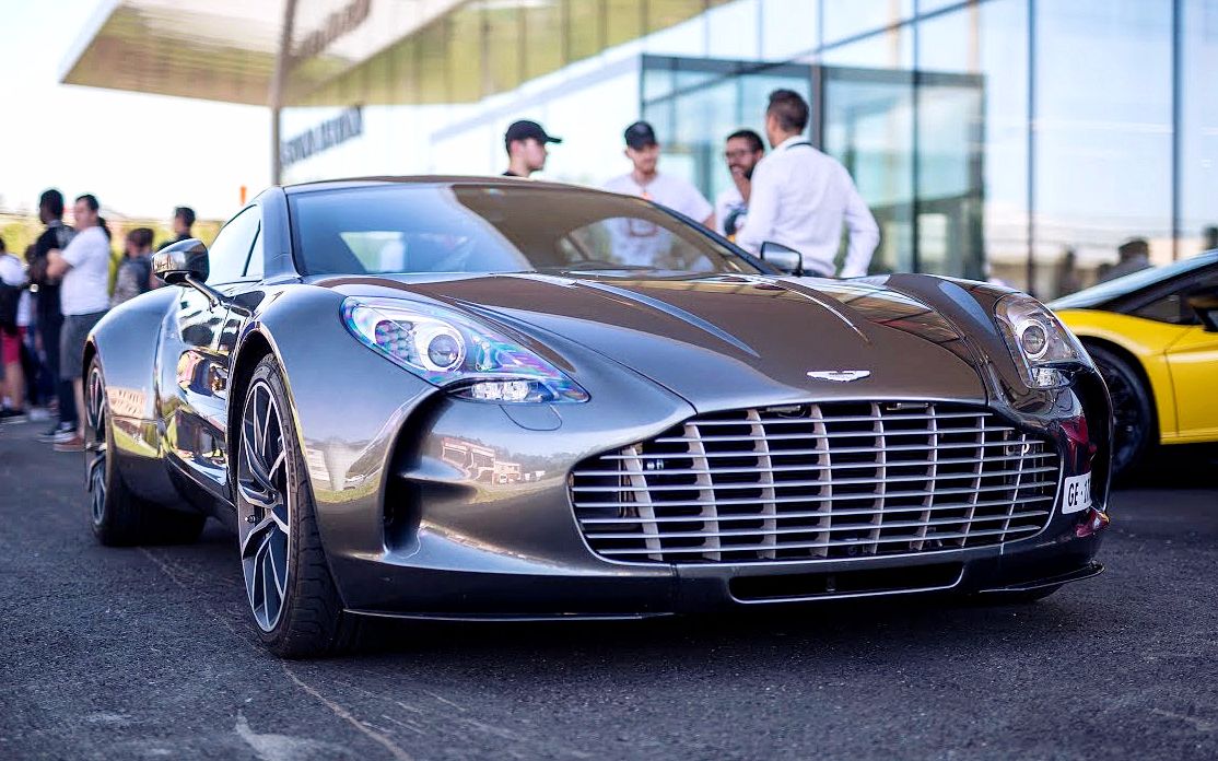 2018街拍天价超跑阿斯顿马丁aston martin one-77_哔哩哔哩_bilibili