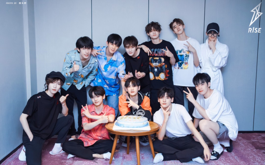 0】r1se上海毕业演唱会(下)