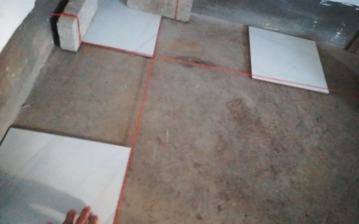 地面瓷砖90度做法最简单的铺贴方法老师傅施工技巧视频教学