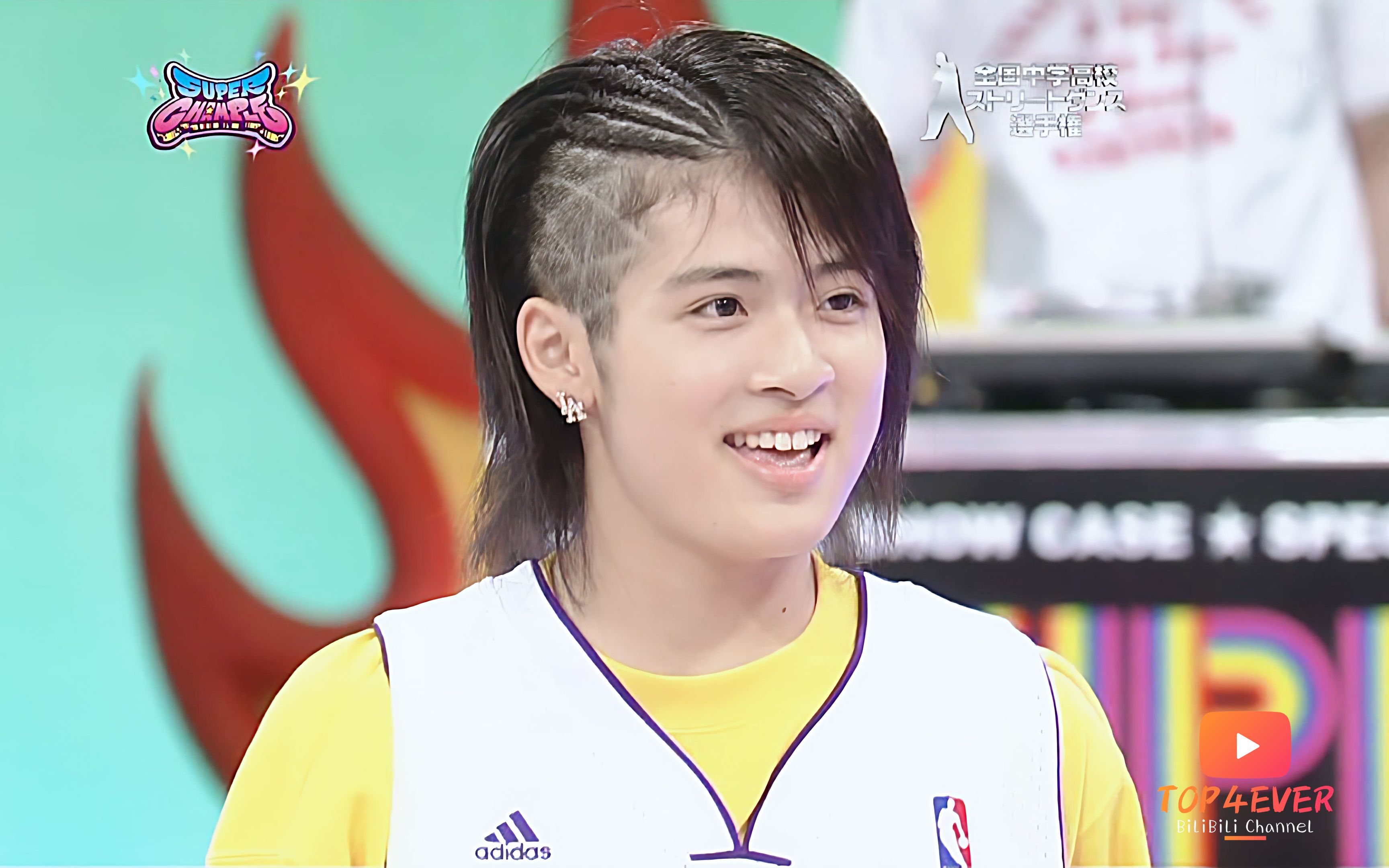 4k独家力丸与妹妹梦里08年舞综总决赛1小时编舞挑战