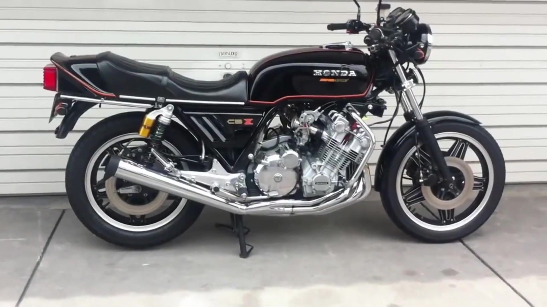 超惊人的六缸重机车本田cbx1000破空之声