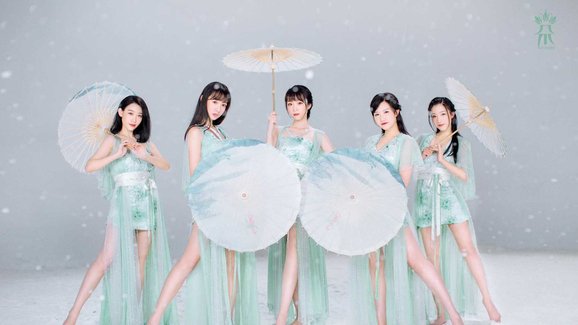 【七朵组合回归】新歌《青蛇》mv造型曝光