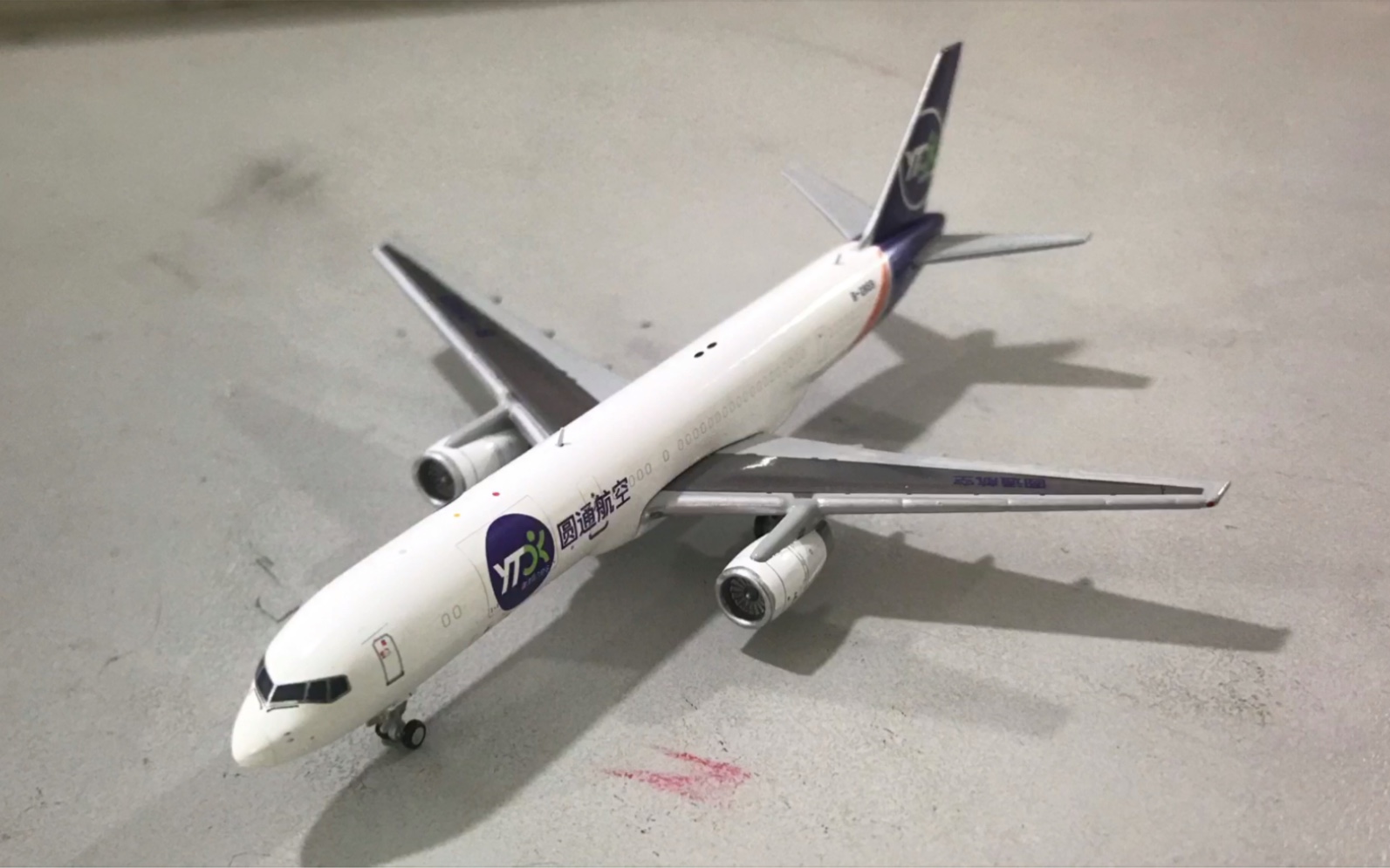 开箱1:400圆通航空波音757-200模型