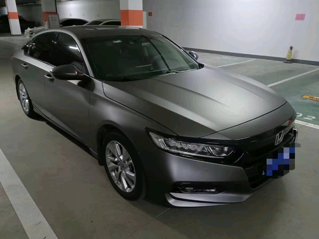 2020年5月上牌本田雅阁,1.5t豪华版,2.