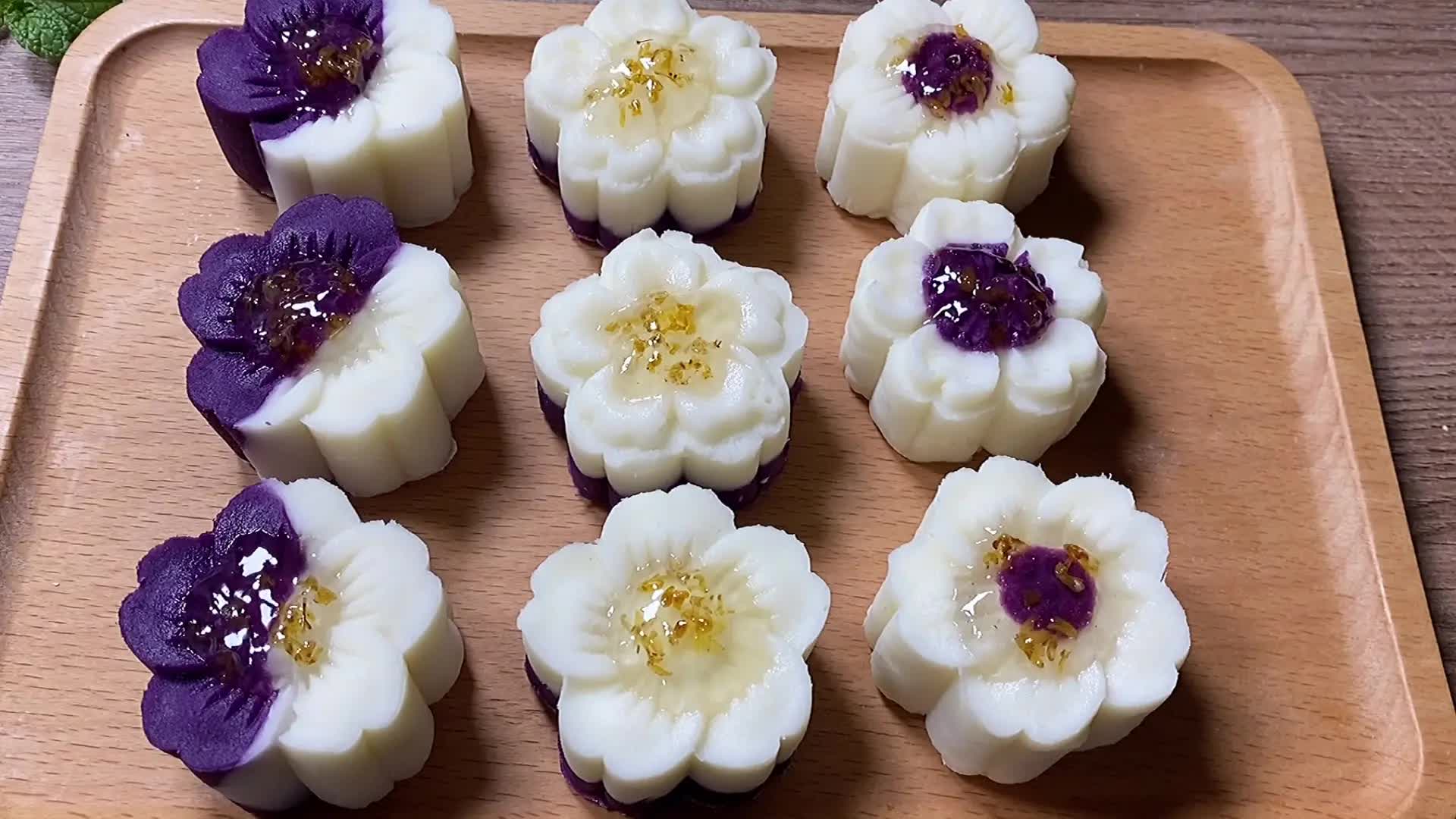 今天用山药和紫薯,做了一款简单精致又好吃的小点心 仙气十足,真是爱