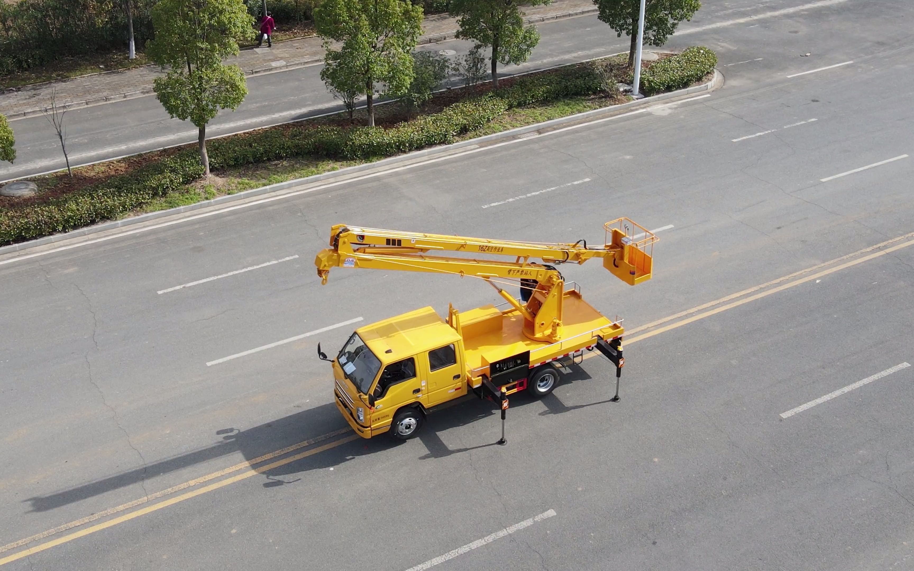 江铃顺达16m曲臂高空作业车,适用于路灯维护,信号灯抢修,市政环卫等