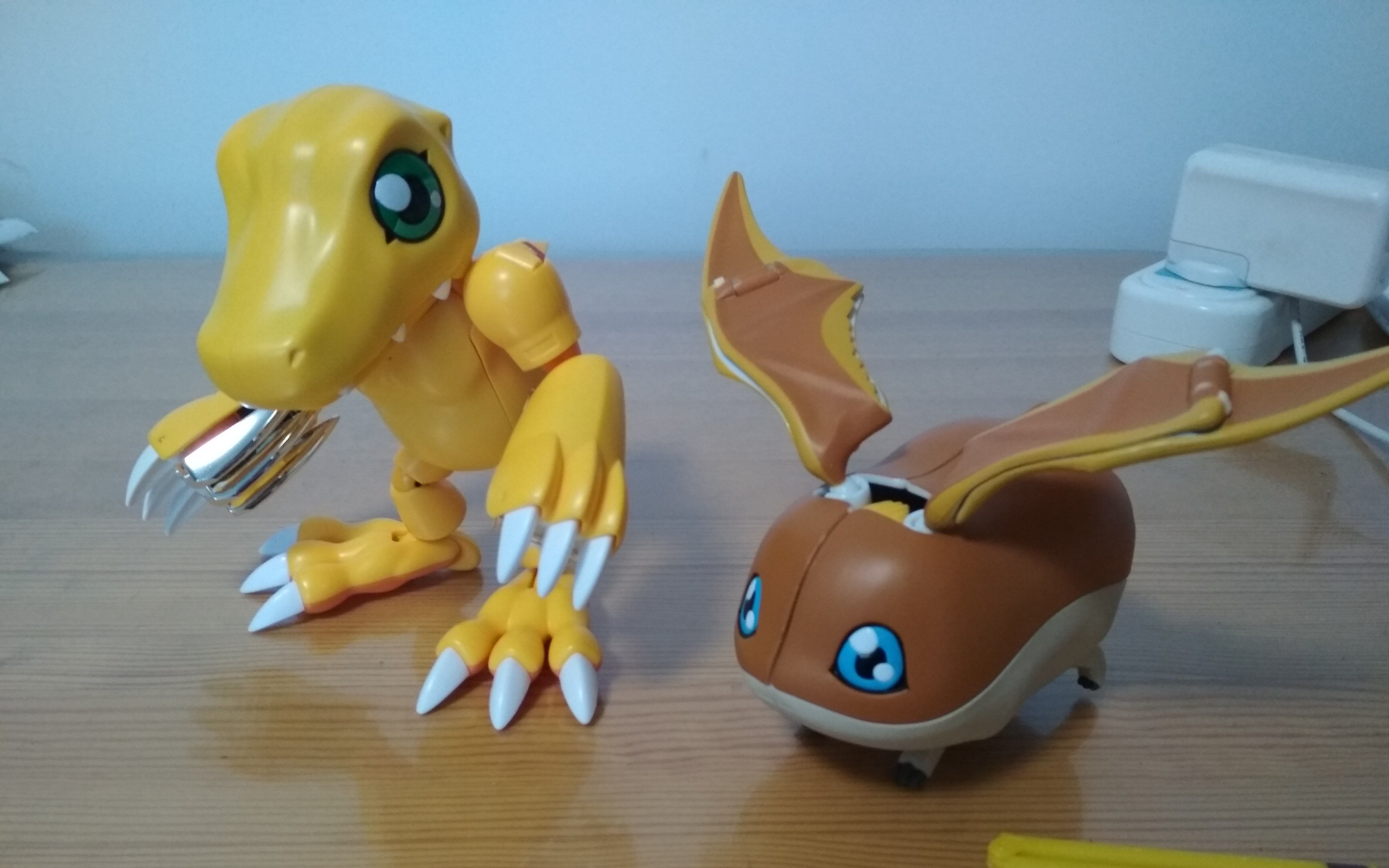 万代超进化魂战斗暴龙兽反向变形亚古兽!