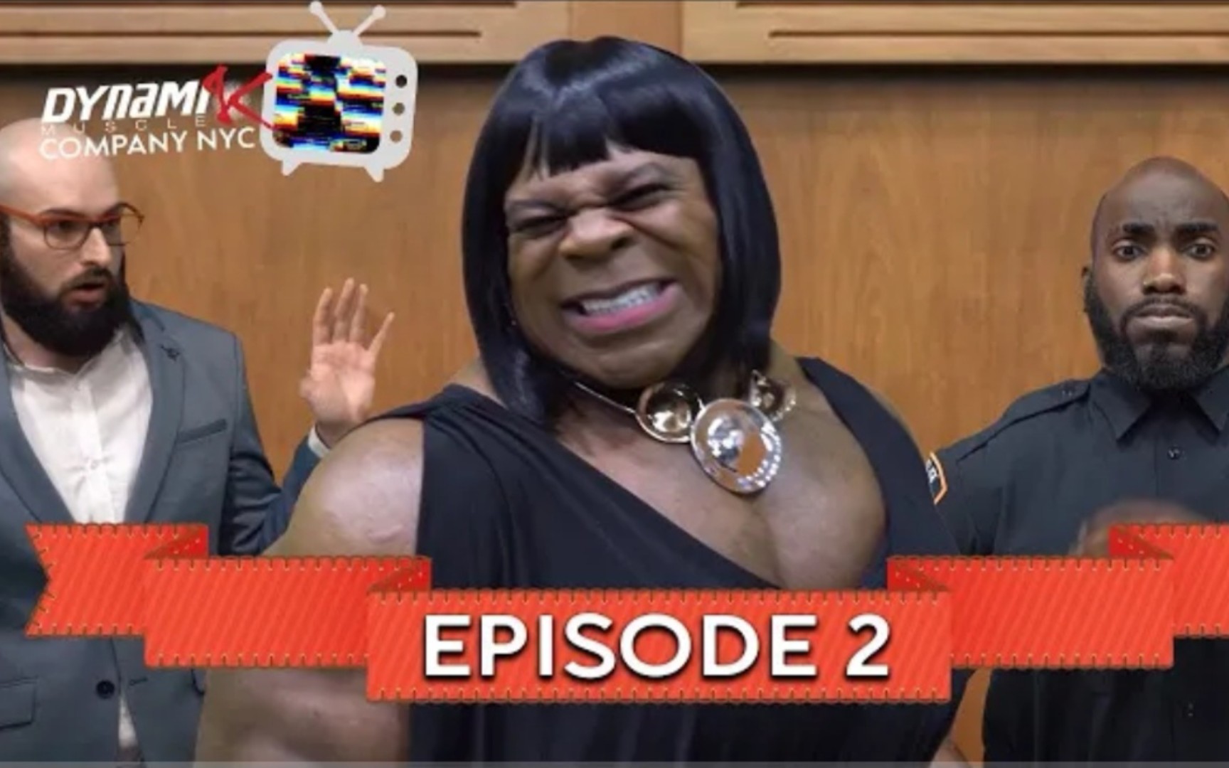 凯格林参加综艺,化身肌肉男妈