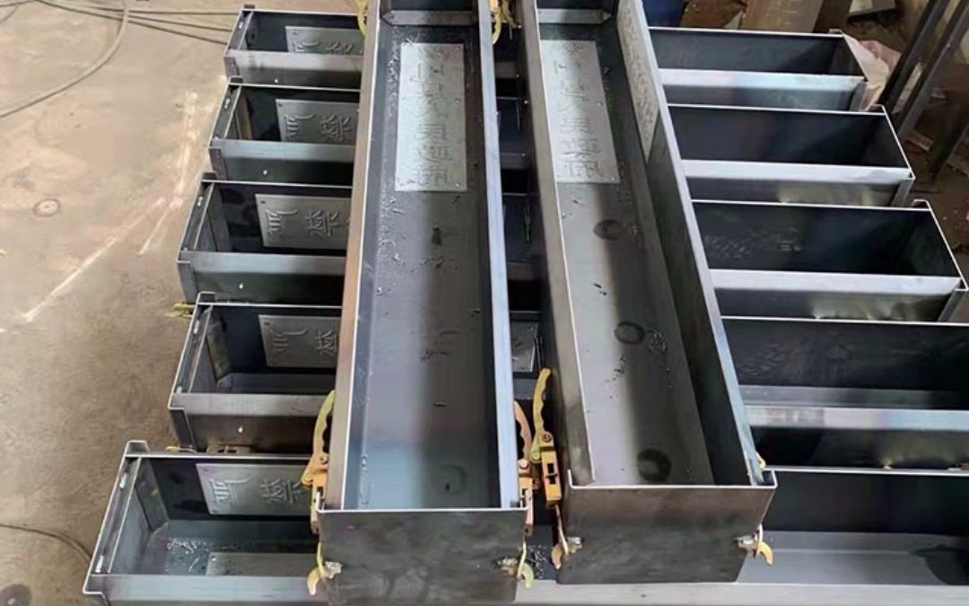 道口标志桩模具 标志桩模具厂家 #水泥制品 #模具制造厂