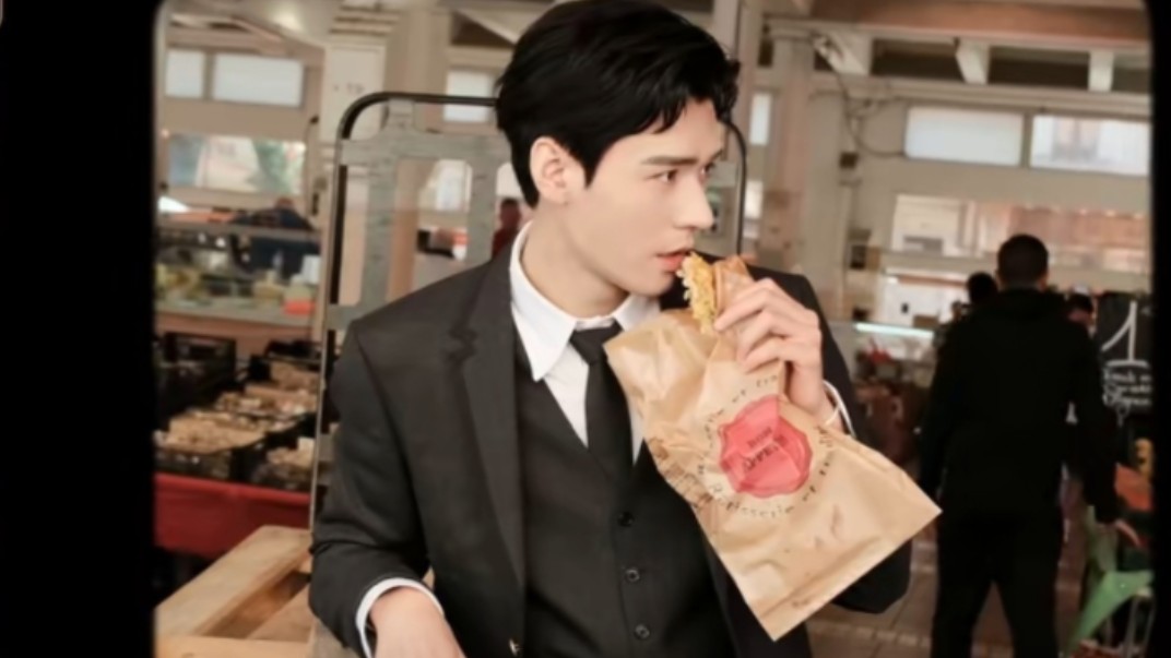 龚俊simon 的citywalk有自己的想法[酷]#戛纳电影节##龚俊不定时的