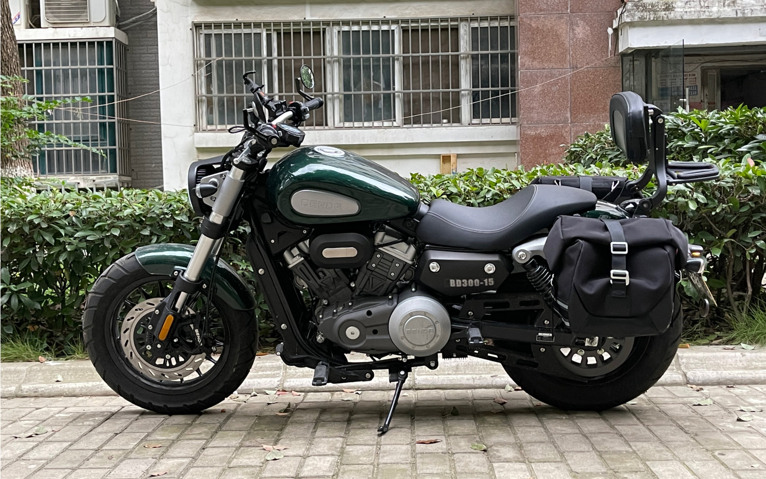 金吉拉300高清图摩托车图片
