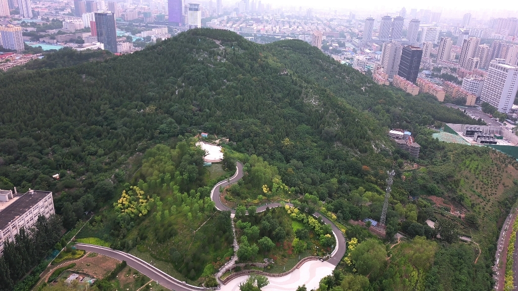 航拍济南茂岭山公园,哈博森ace pro精英版直出航拍视频