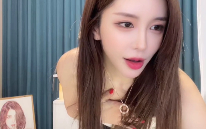 尹素婉直播间热舞_哔哩哔哩_bilibili