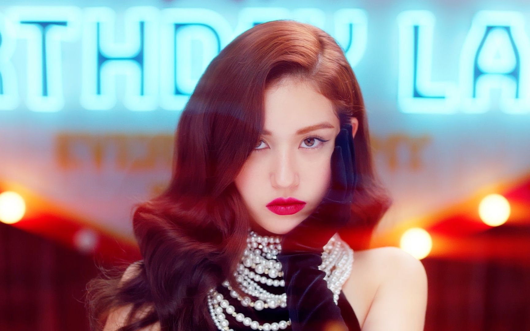 【中韩字幕】somi(全昭弥) - birthday mv 满满的欧美风你喜欢吗?