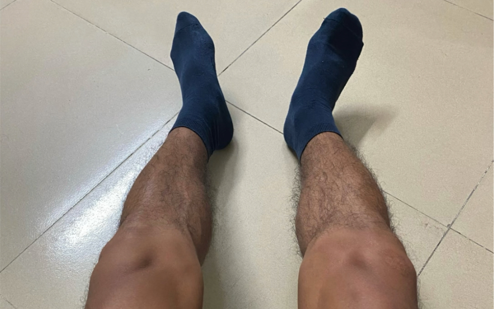 黑皮跟黑袜你喜欢哪个