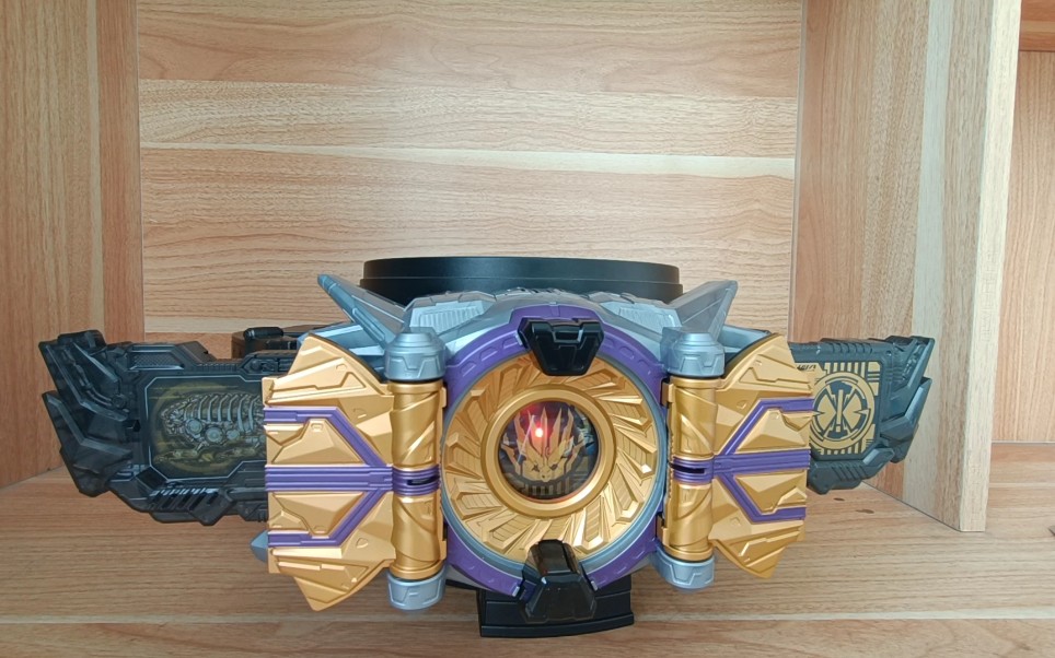 假面骑士千骑 哉亚老千dx腰带