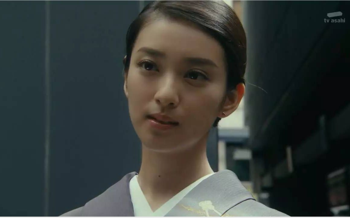 武井咲19岁的休息日99韩国的一人之旅素颜的3天